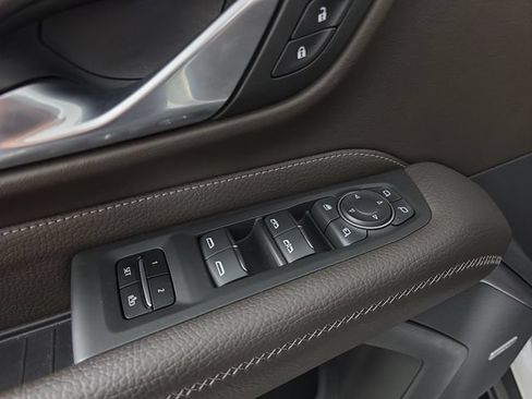 Certified 2022 GMC Yukon Denali AWD/4WD image 23