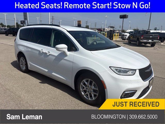 Used 2022 Chrysler Pacifica Touring-L FWD image 1