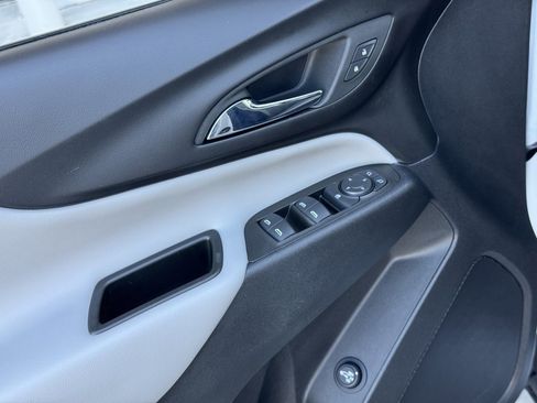 Used 2023 Chevrolet Equinox LT w/ Driver Convenience Package image 20