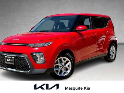 Used 2022 Kia Soul LX w/ Technology Package