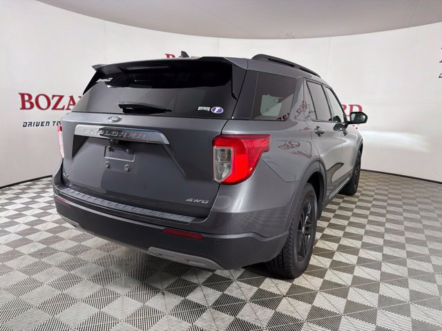 Used 2022 Ford Explorer XLT AWD/4WD image 12