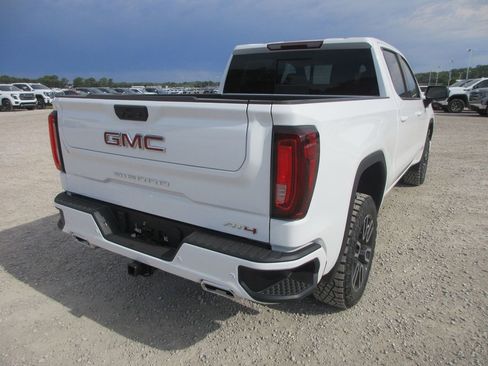 New 2026 GMC Sierra 1500 AT4 AWD/4WD image 4