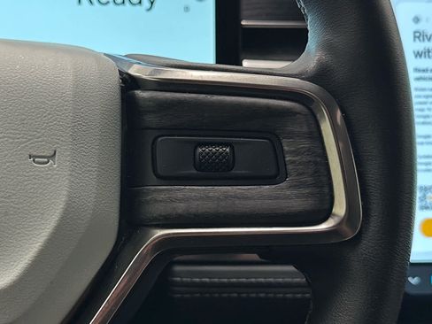 Used 2025 Rivian R1S Adventure AWD/4WD image 28