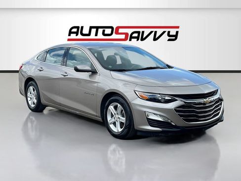 Used 2024 Chevrolet Malibu LS FWD image 1