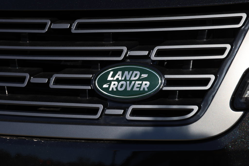 New 2027 Land Rover Range Rover Sport SE AWD/4WD image 12