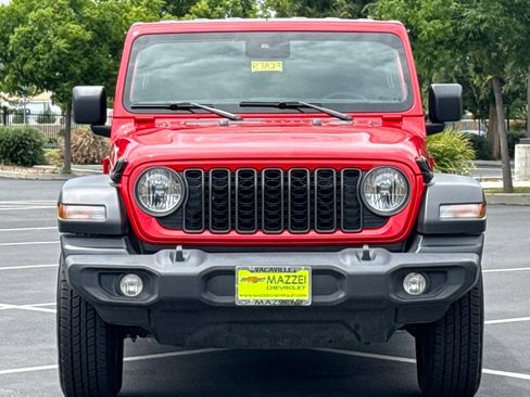Used 2024 Jeep Wrangler Unlimited Sport AWD/4WD image 7