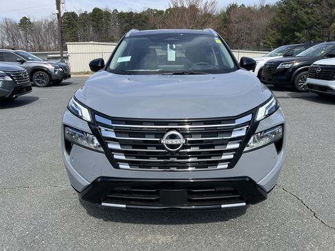 New 2026 Nissan Rogue Platinum image 7