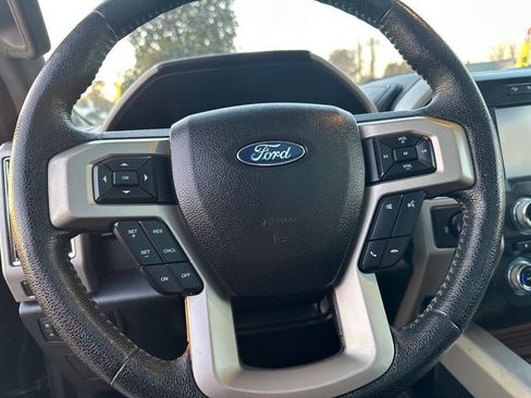 Used 2015 Ford F150 Lariat w/ Equipment Group 502A Luxury image 33