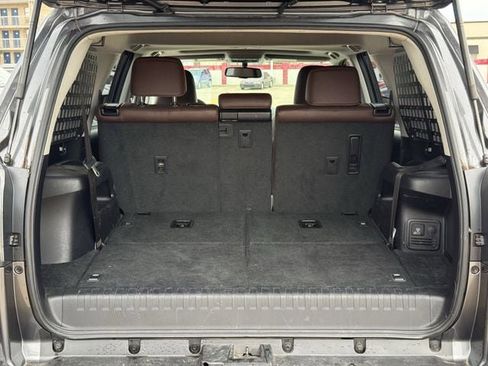 Used 2019 Toyota 4Runner Limited AWD/4WD image 34