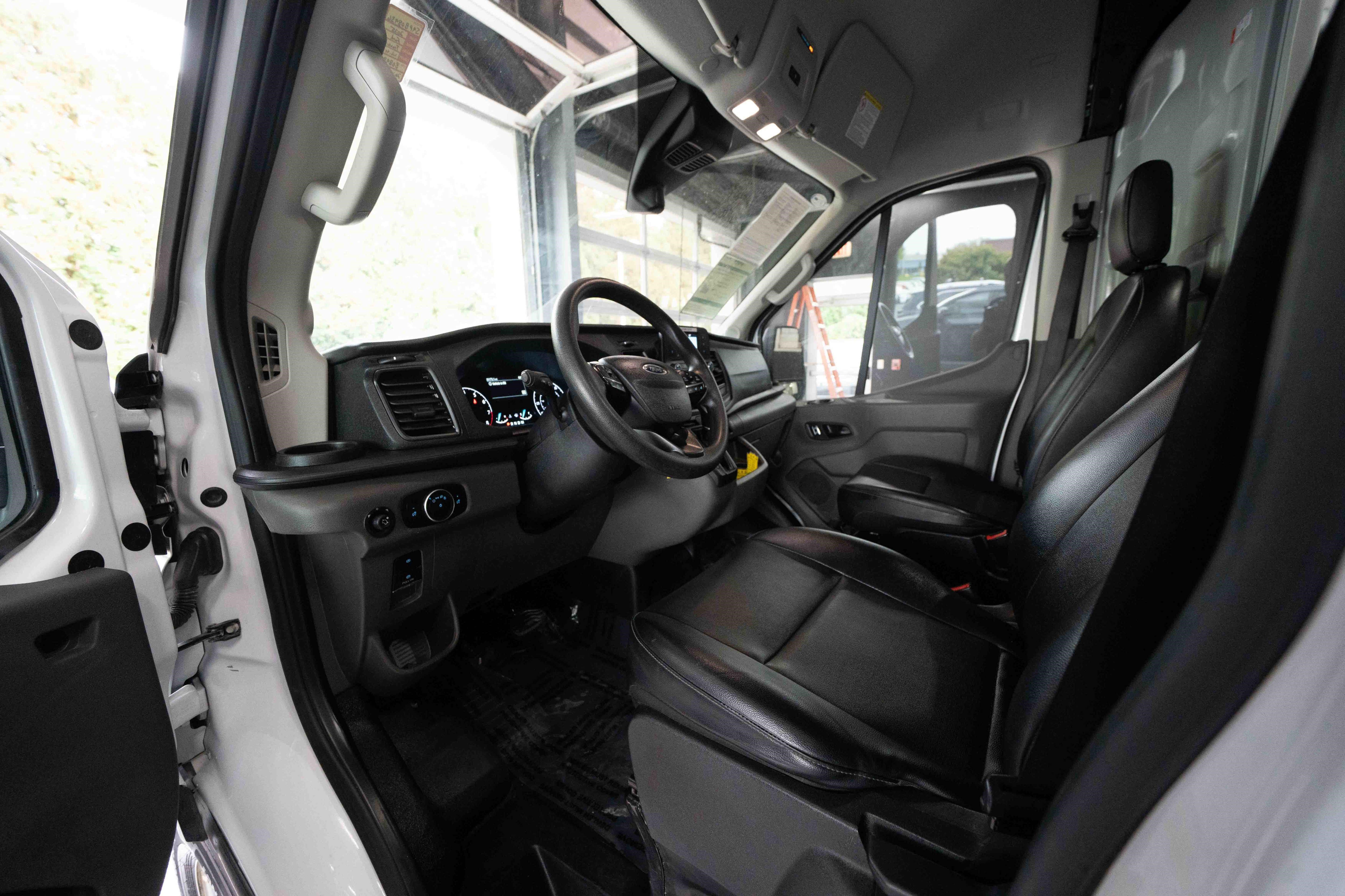 Used 2025 Ford Transit 250 148 High Roof Extended AWD w/ Load Area Protection Package image 8