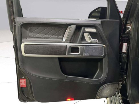 Used 2024 Mercedes-Benz G 550 image 18