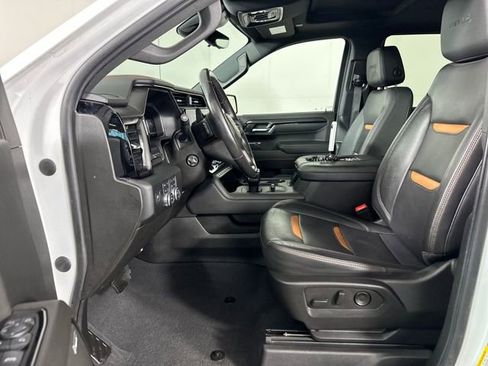 Used 2022 GMC Sierra 1500 AT4 w/ AT4 Premium Package image 11