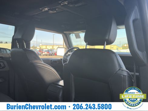 Used 2022 Ford Bronco Wildtrak image 27