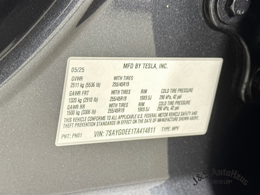 Used 2026 Tesla Model Y AWD image 41