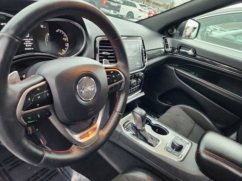 Used 2019 Jeep Grand Cherokee Trailhawk AWD/4WD image 12