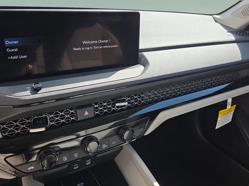 New 2025 Honda Accord EX-L image 34