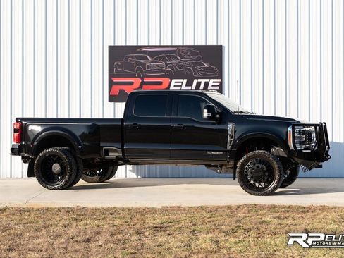 Used 2023 Ford F450 Lariat w/ FX4 Off-Road Package image 1