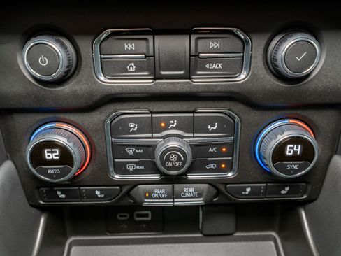 Used 2023 Chevrolet Tahoe RST w/ Luxury Package image 20