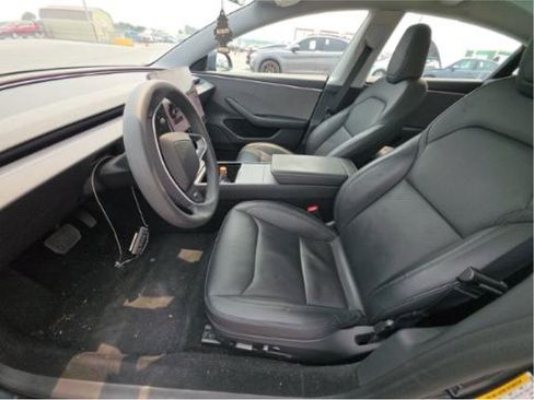 Used 2025 Tesla Model 3 RWD image 4