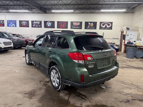 Used 2012 Subaru Outback 2.5i Premium image 3