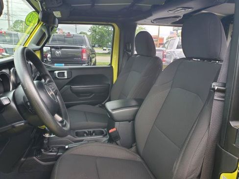 Used 2023 Jeep Wrangler Sport AWD/4WD image 5