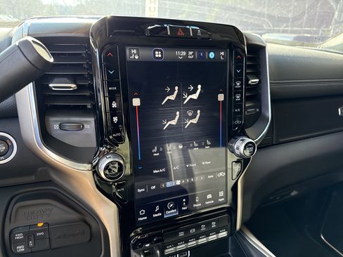 Used 2024 RAM 3500 Laramie w/ Towing Technology Group image 30