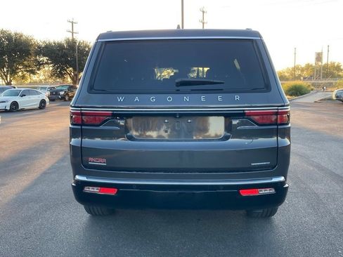 Used 2023 Jeep Wagoneer Series III w/ Convenience Group I image 6