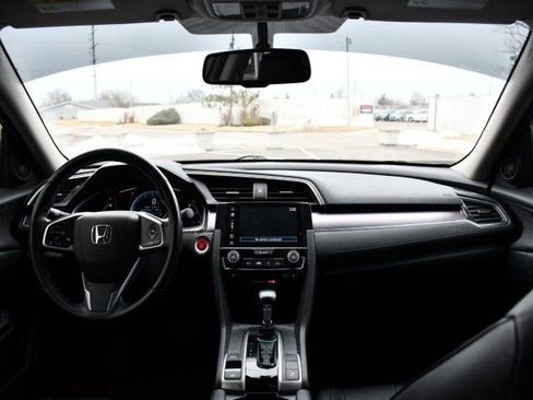 Used 2018 Honda Civic EX-L image 13