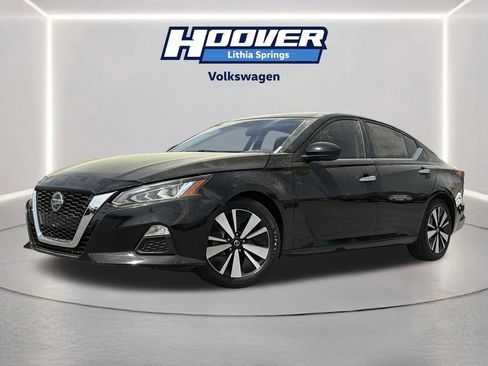 Used 2022 Nissan Altima 2.5 SV image 1