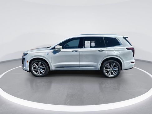 Used 2024 Cadillac XT6 Premium Luxury w/ Technology Package AWD/4WD image 5