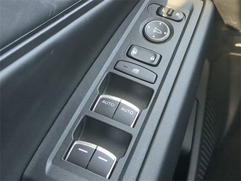 Used 2023 Honda Accord EX image 22