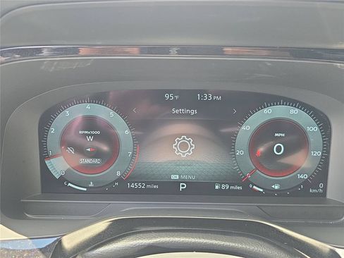 Used 2025 Nissan Pathfinder Platinum FWD image 24