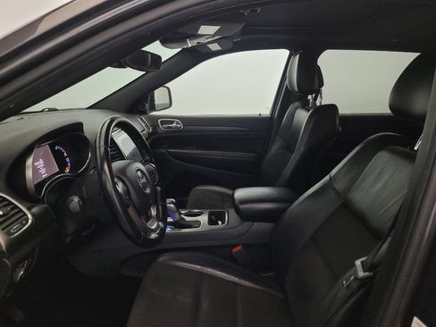 Used 2020 Jeep Grand Cherokee Altitude AWD/4WD image 17