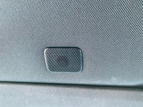 Used 2023 GMC Yukon SLT image 43