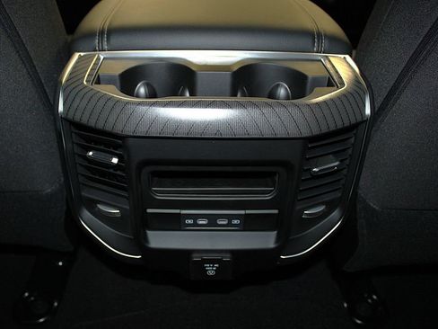 New 2026 RAM 2500 Big Horn AWD/4WD image 39