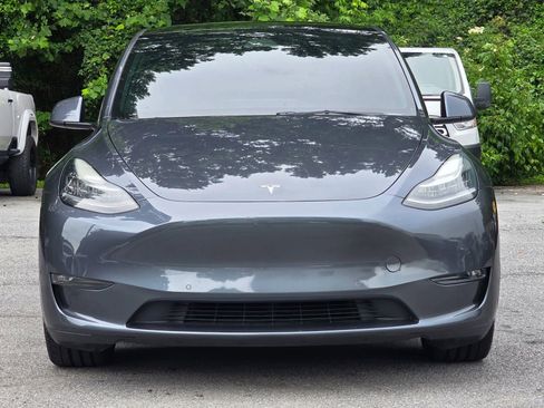 Used 2022 Tesla Model Y Long Range AWD/4WD image 10