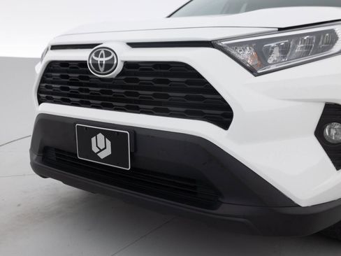 Used 2020 Toyota RAV4 XLE w/ Convenience Package AWD/4WD image 16