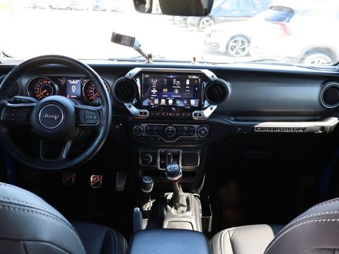 Used 2022 Jeep Gladiator Sport image 43