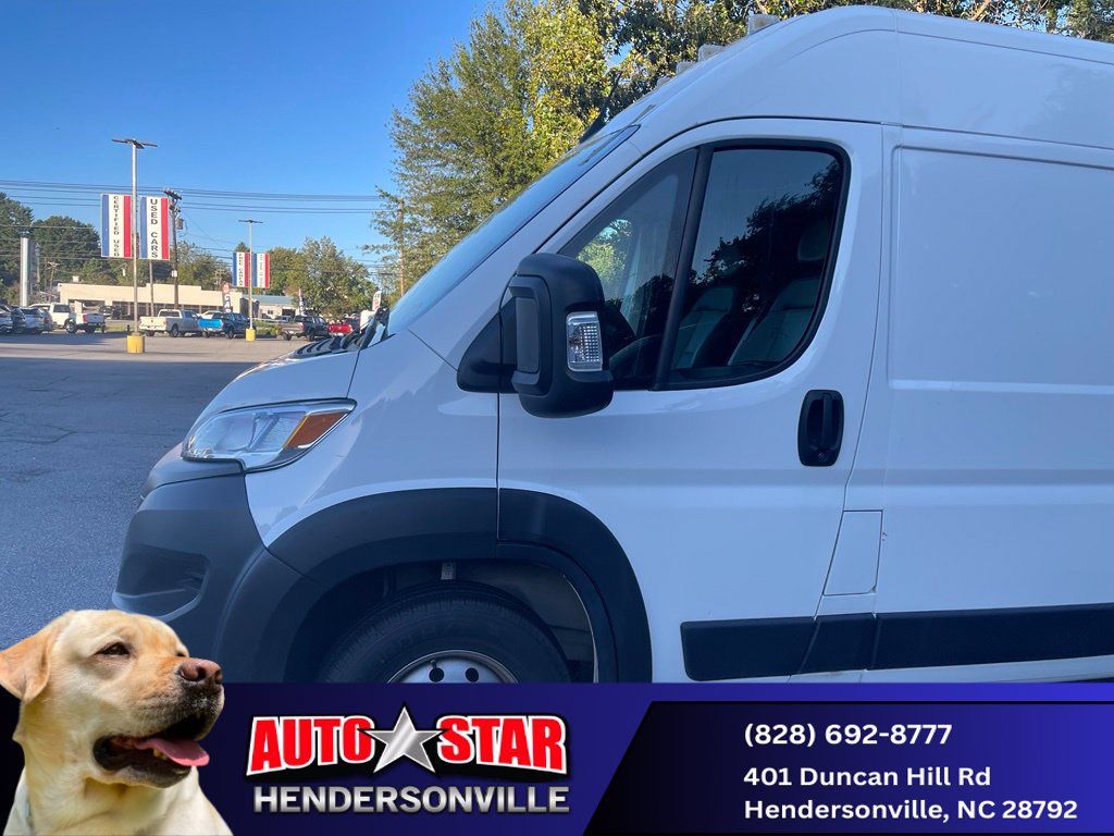 Used 2023 RAM ProMaster 2500 FWD image 5