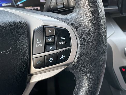 Used 2023 Ford Explorer XLT w/ Equipment Group 202A image 19