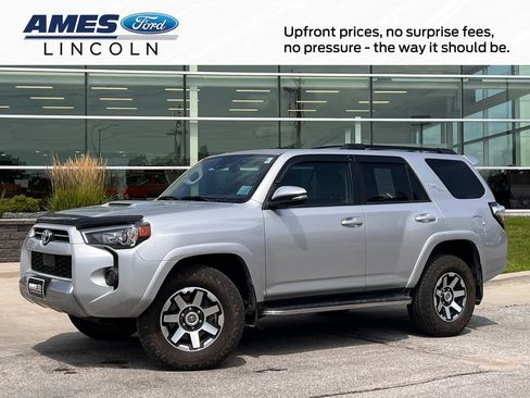 Used 2024 Toyota 4Runner TRD Off-Road Premium w/ Moonroof Package AWD/4WD image 1