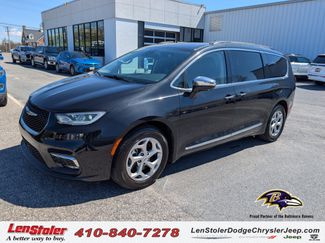 Used 2023 Chrysler Pacifica Limited video 1