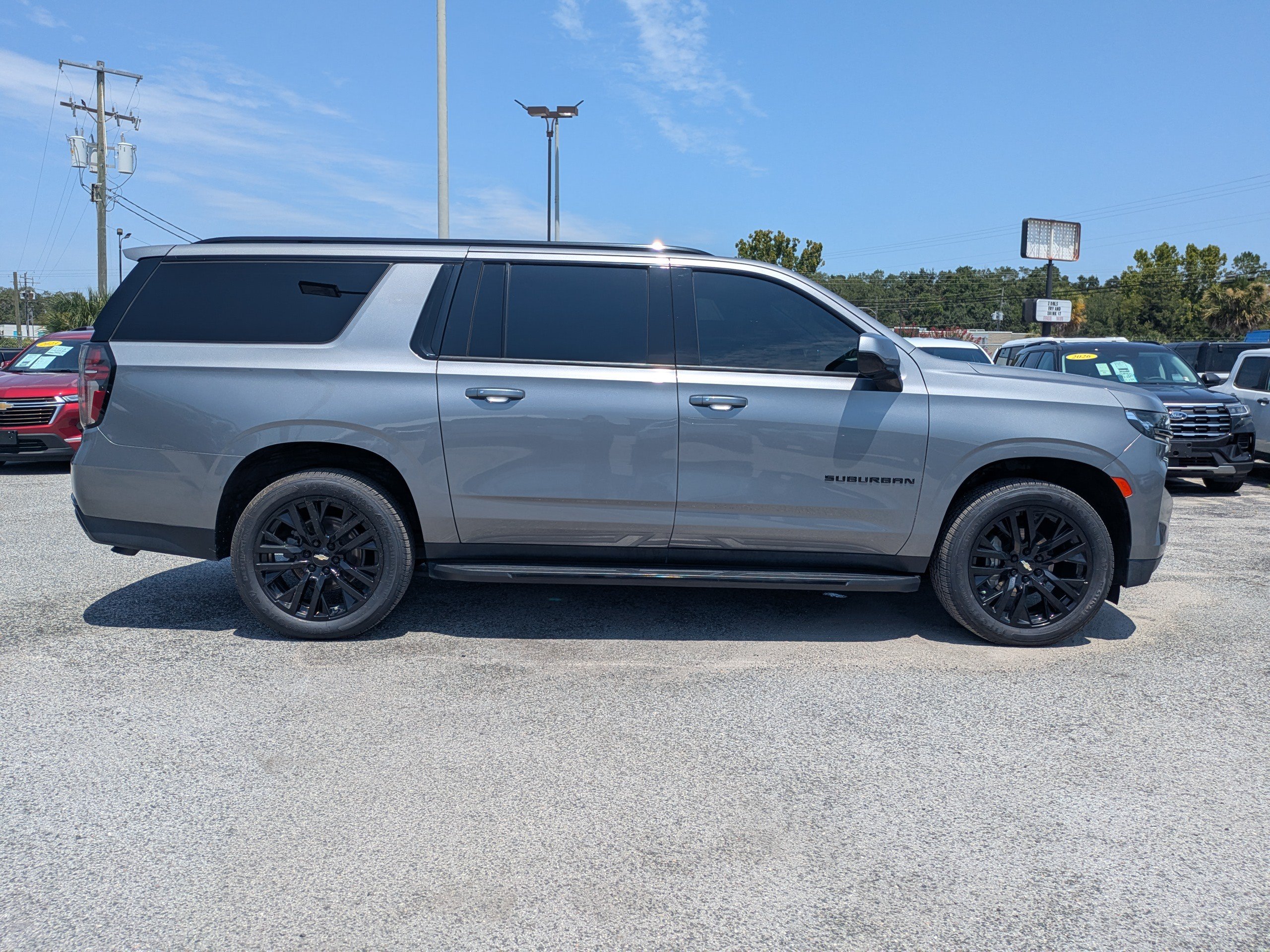 Used 2021 Chevrolet Suburban RST w/ Rear Media and Nav Package RWD image 3