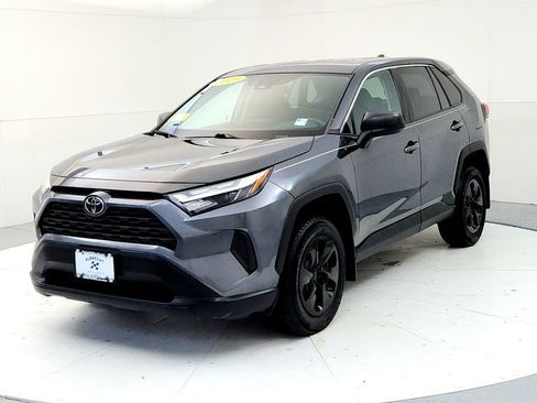 Used 2023 Toyota RAV4 LE AWD/4WD image 2