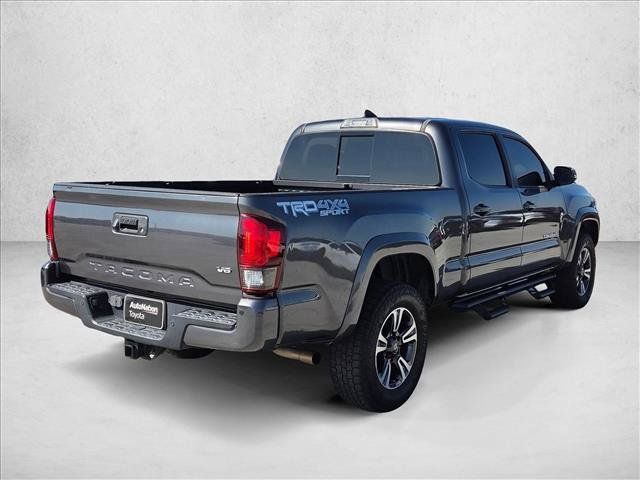 Used 2019 Toyota Tacoma TRD Sport w/ Technology Package AWD/4WD image 5