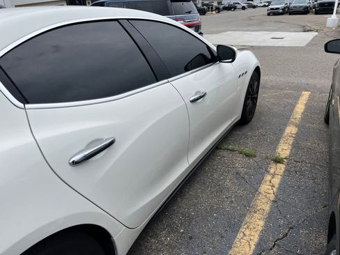 Used 2018 Maserati Ghibli S Q4 AWD/4WD image 16