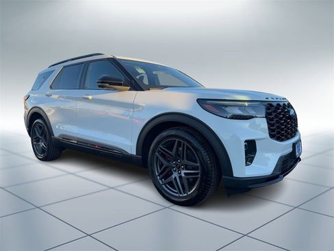 New 2026 Ford Explorer ST w/ Sun And Sound Package image 2