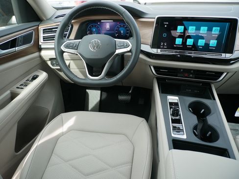 New 2026 Volkswagen Atlas SE AWD/4WD image 8