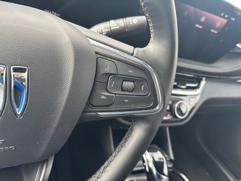 Used 2024 Buick Envista Sport Touring w/ Convenience I Package image 31