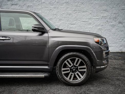 Used 2016 Toyota 4Runner Limited image 17
